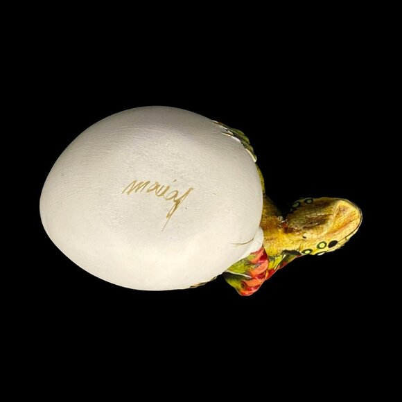 Handmade Mexican Iguana Emerging from Egg Sculpture Hand Painted Signed Macias - Picture 10 of 11